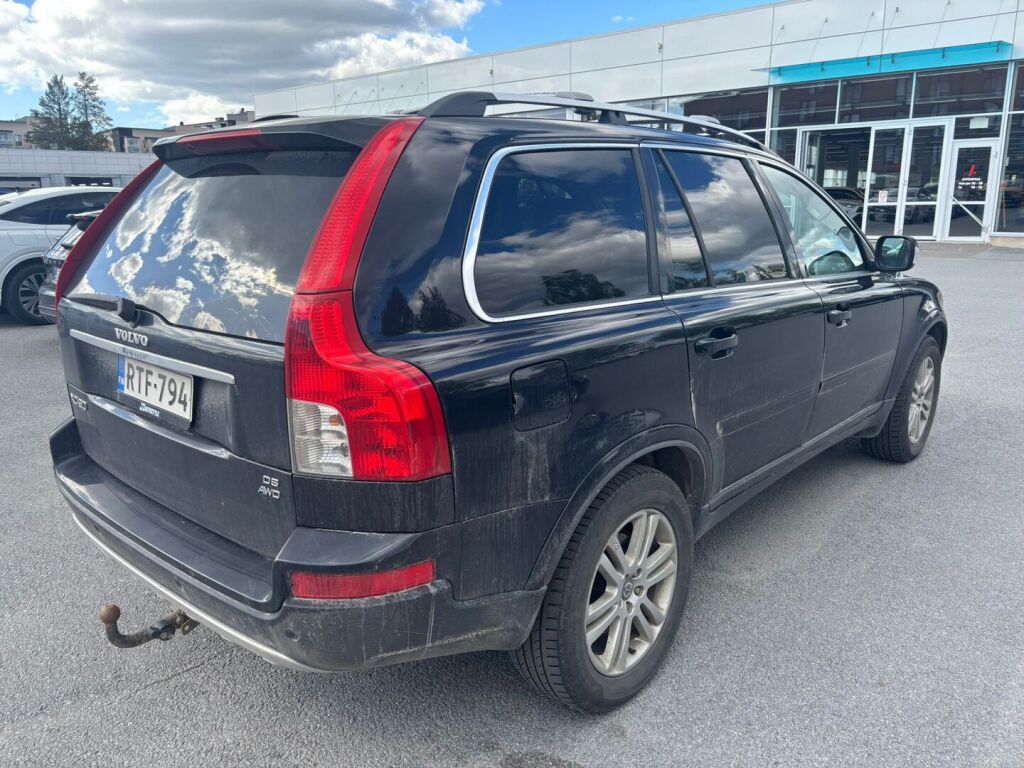 Volvo XC90 2006 Musta