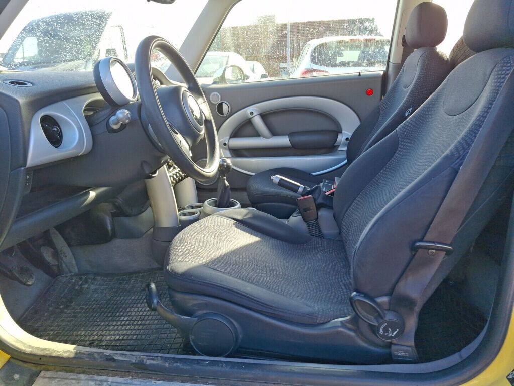 Mini Cooper 2002 Keltainen