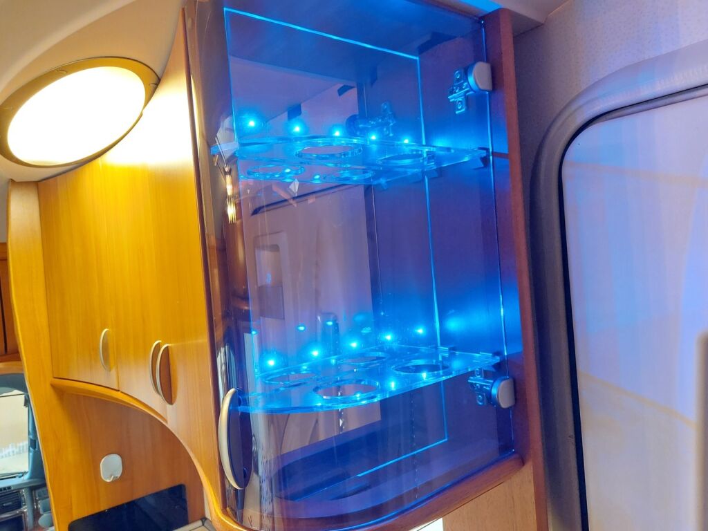 Hobby T 555 FS 2009 Valkoinen