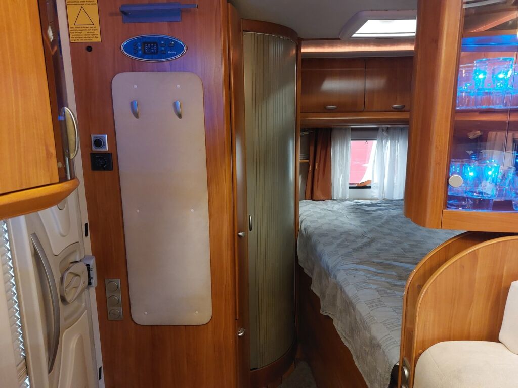 Hobby T 555 FS 2009 Valkoinen