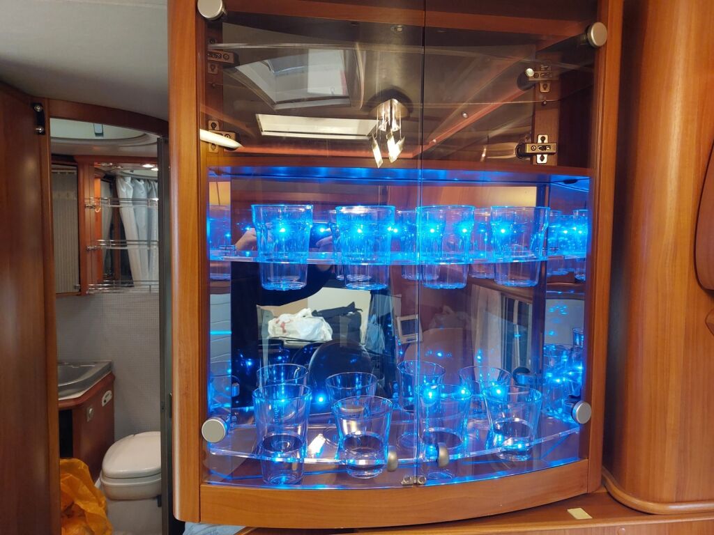 Hobby T 555 FS 2009 Valkoinen