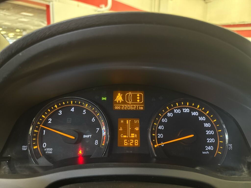 Toyota Avensis 2009 Harmaa