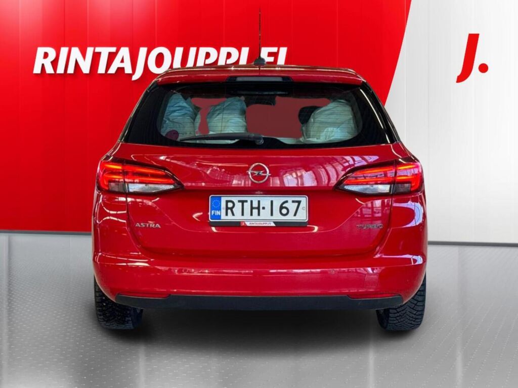 Opel Astra 2019 Punainen