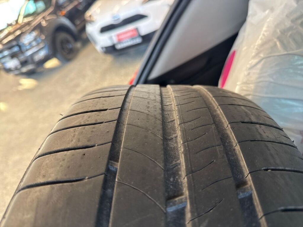 Opel Astra 2019 Punainen