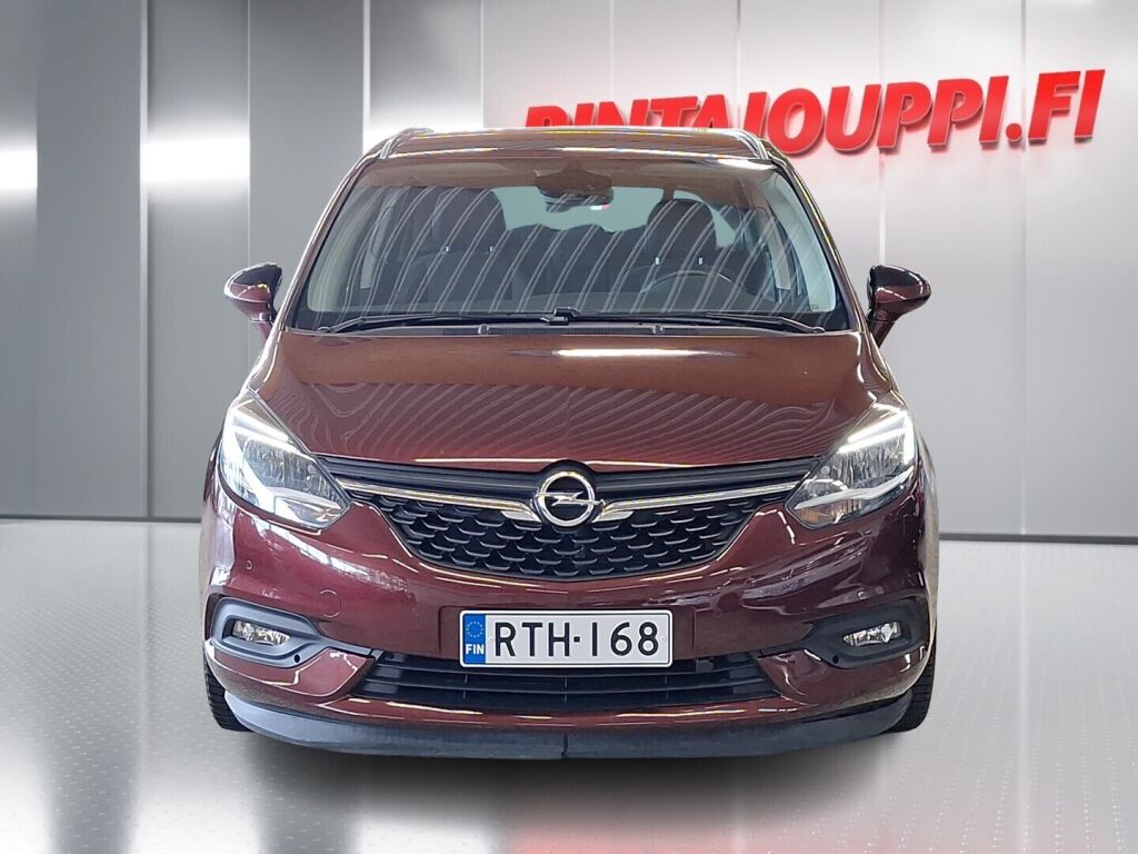 Opel Zafira 2017 Punainen