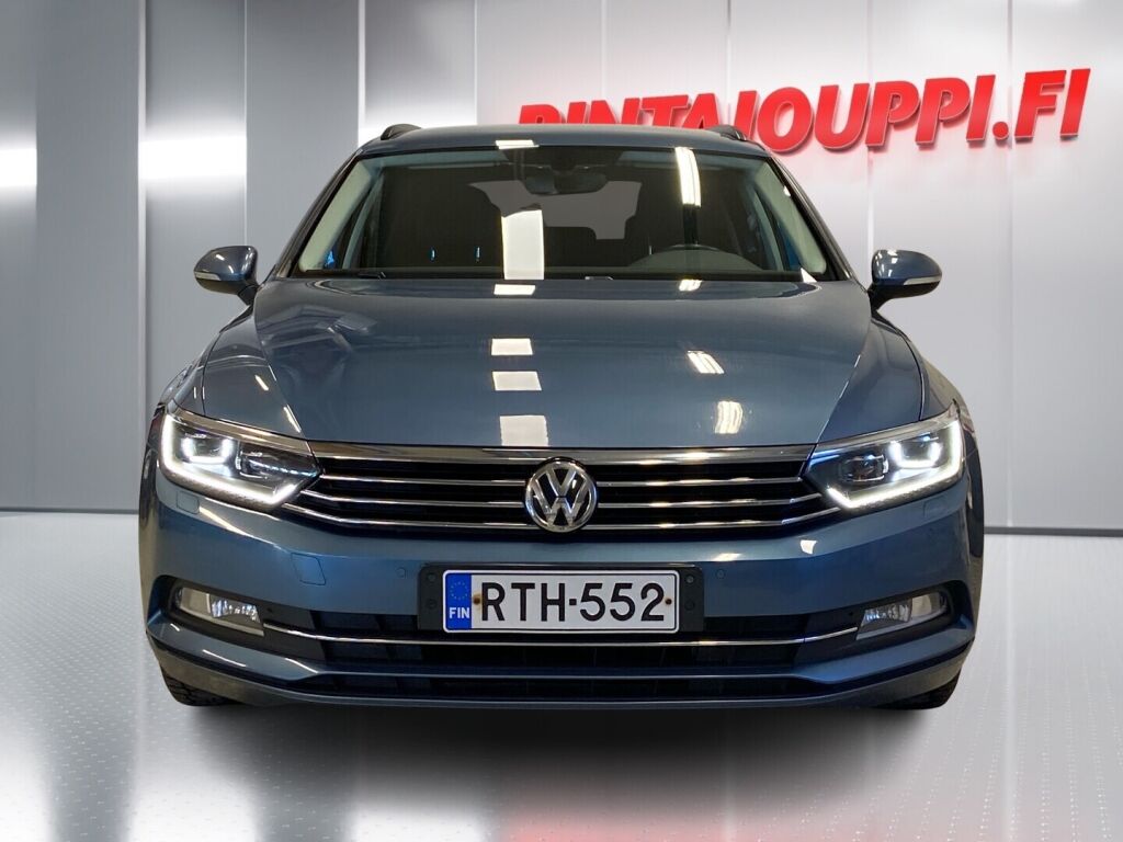 Volkswagen Passat 2017 Sininen