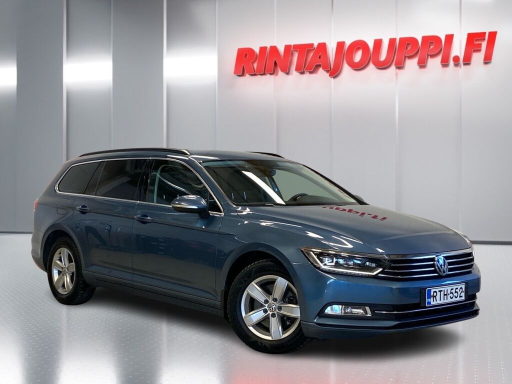 Volkswagen Passat 2017 Sininen
