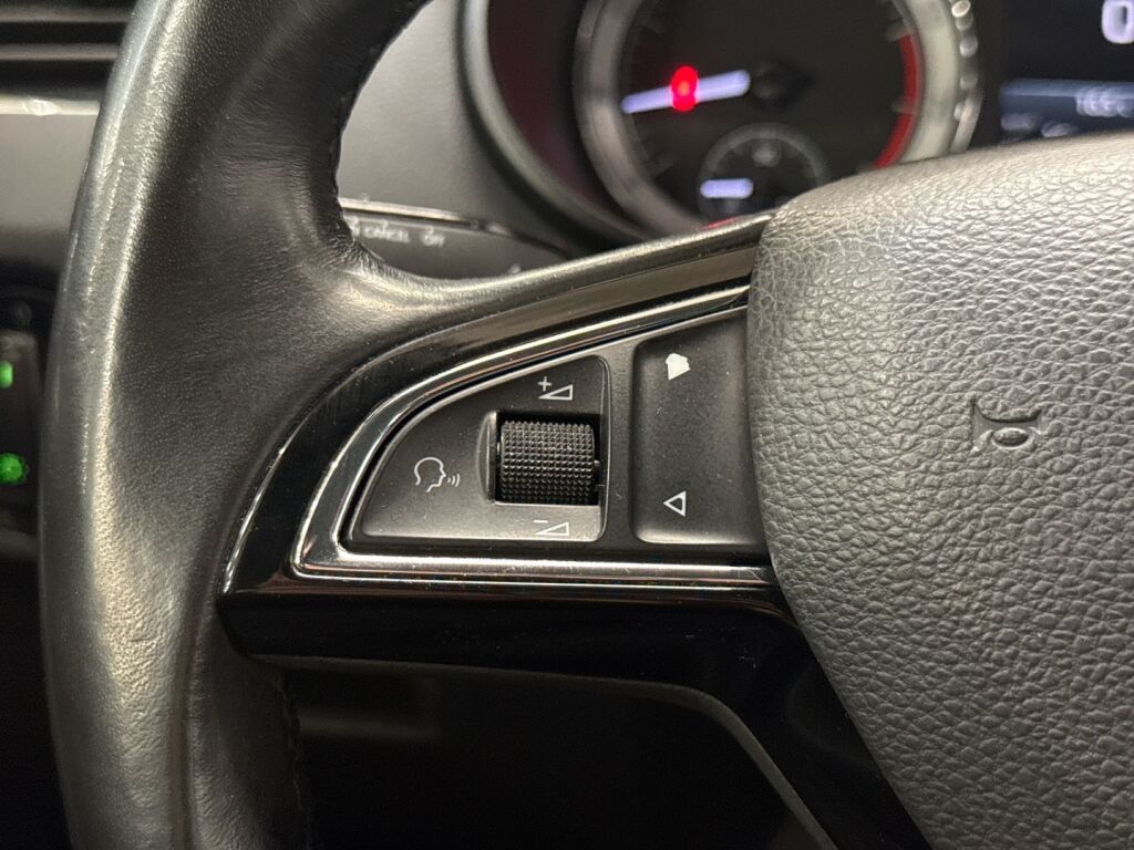 Skoda Octavia 2017 Harmaa