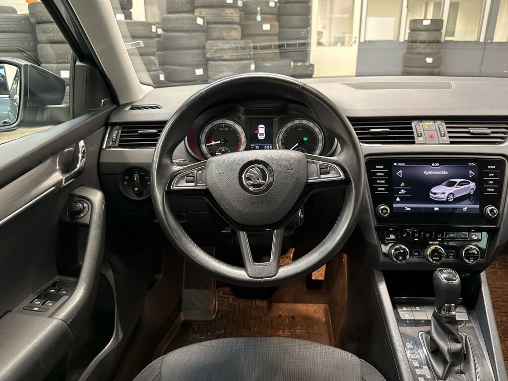 Skoda Octavia 2017 Harmaa