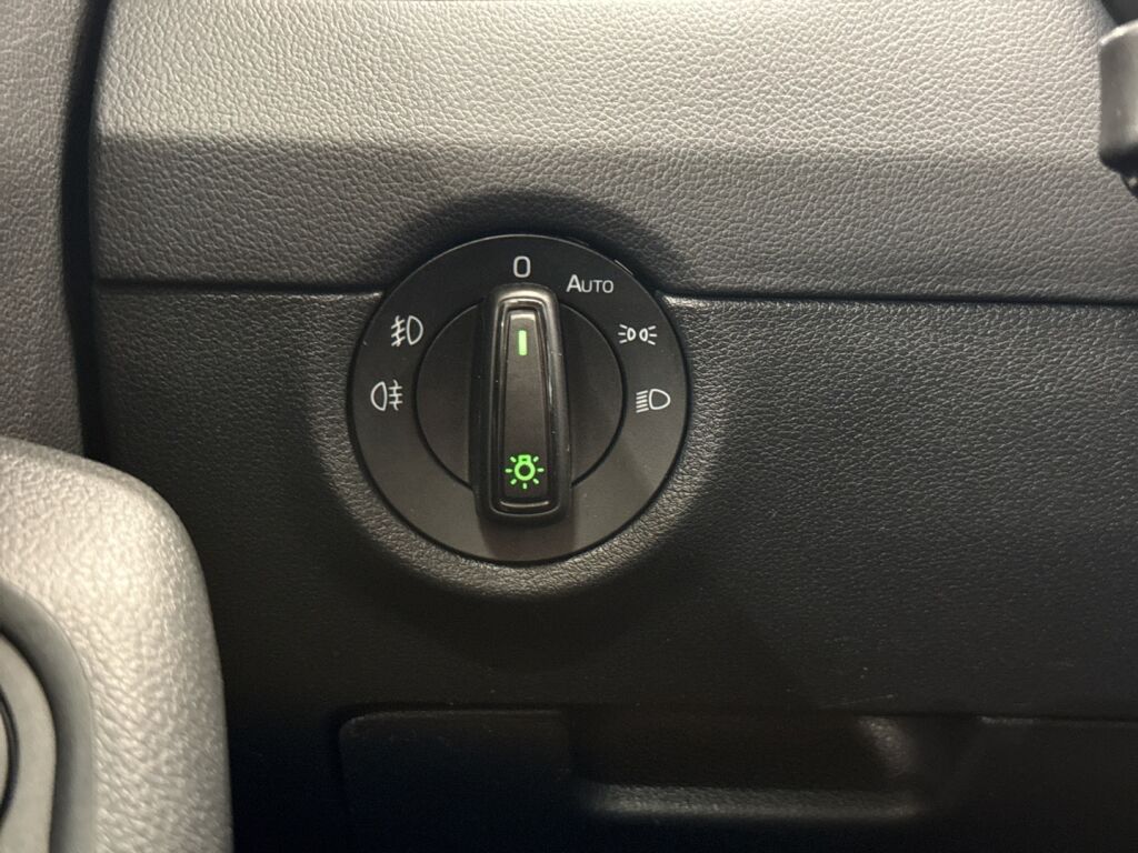 Skoda Octavia 2017 Harmaa