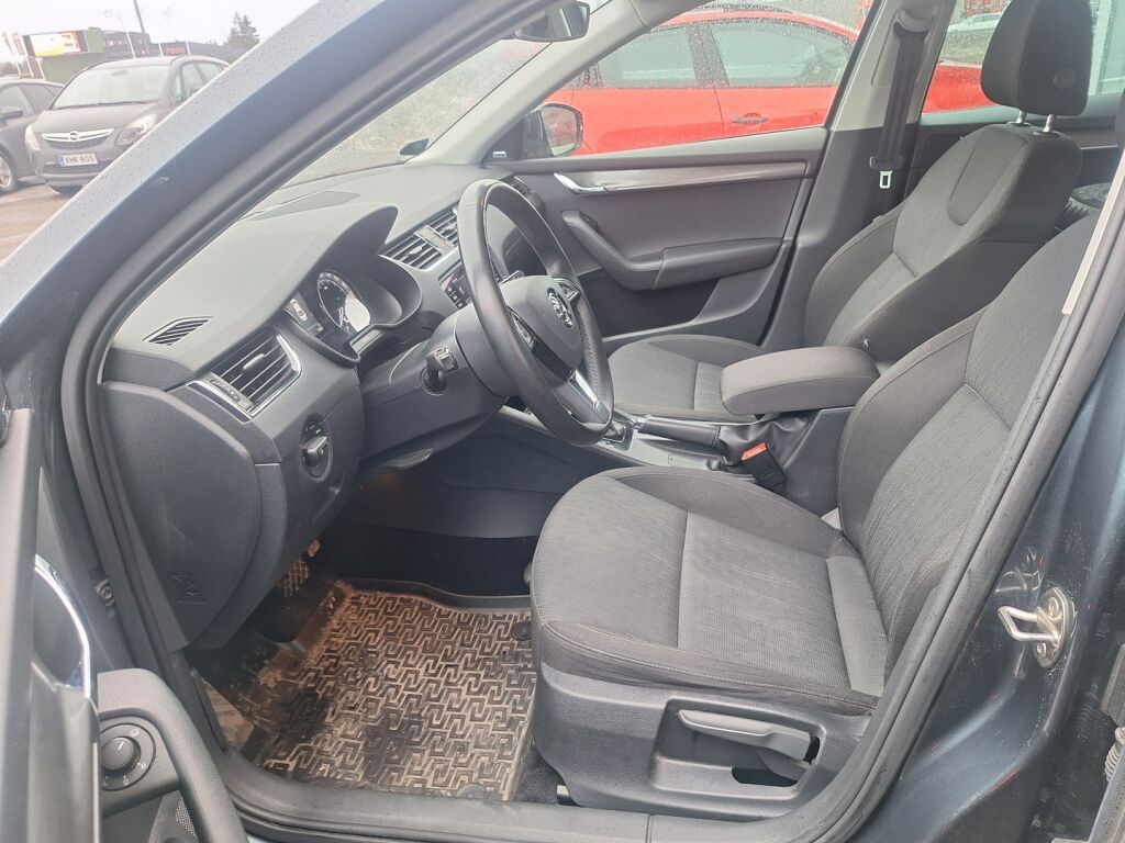 Skoda Octavia 2017 Harmaa