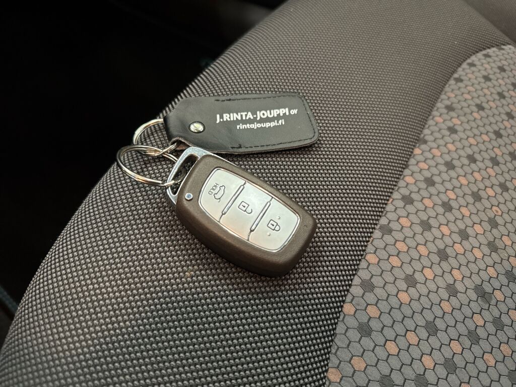 Hyundai IONIQ electric 2017 Monivär.