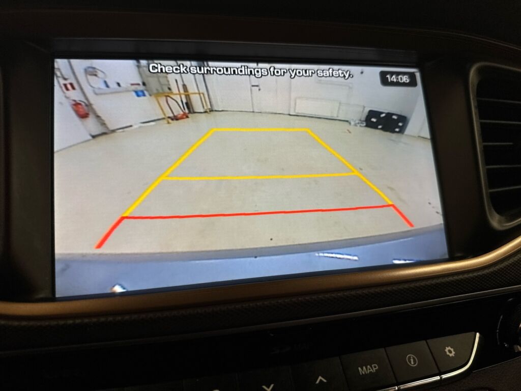 Hyundai IONIQ electric 2017 Monivär.