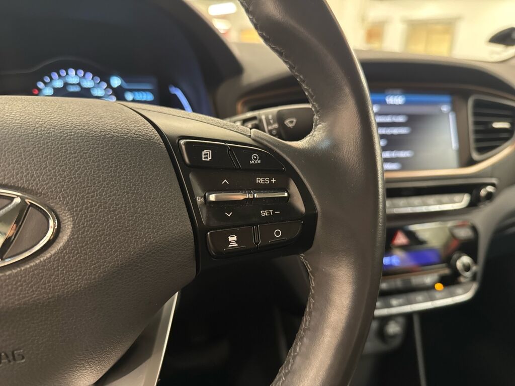 Hyundai IONIQ electric 2017 Monivär.