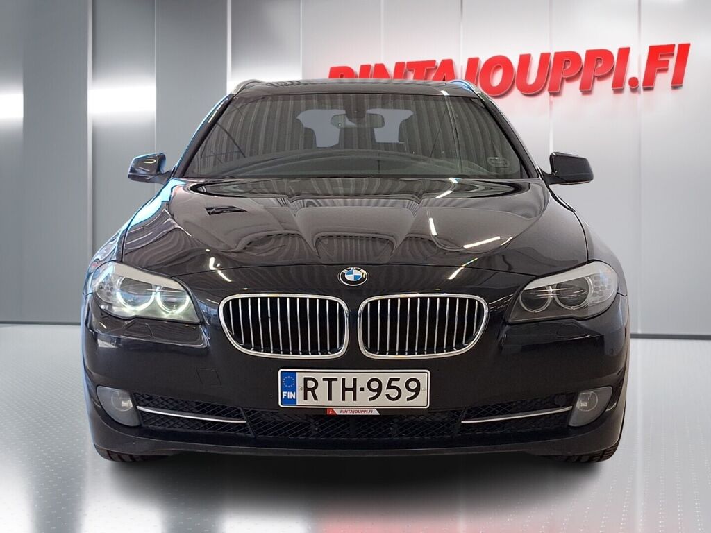 BMW 525 2012 Musta