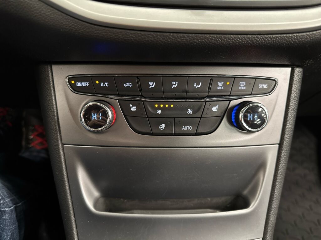 Opel Astra 2017 Valkoinen