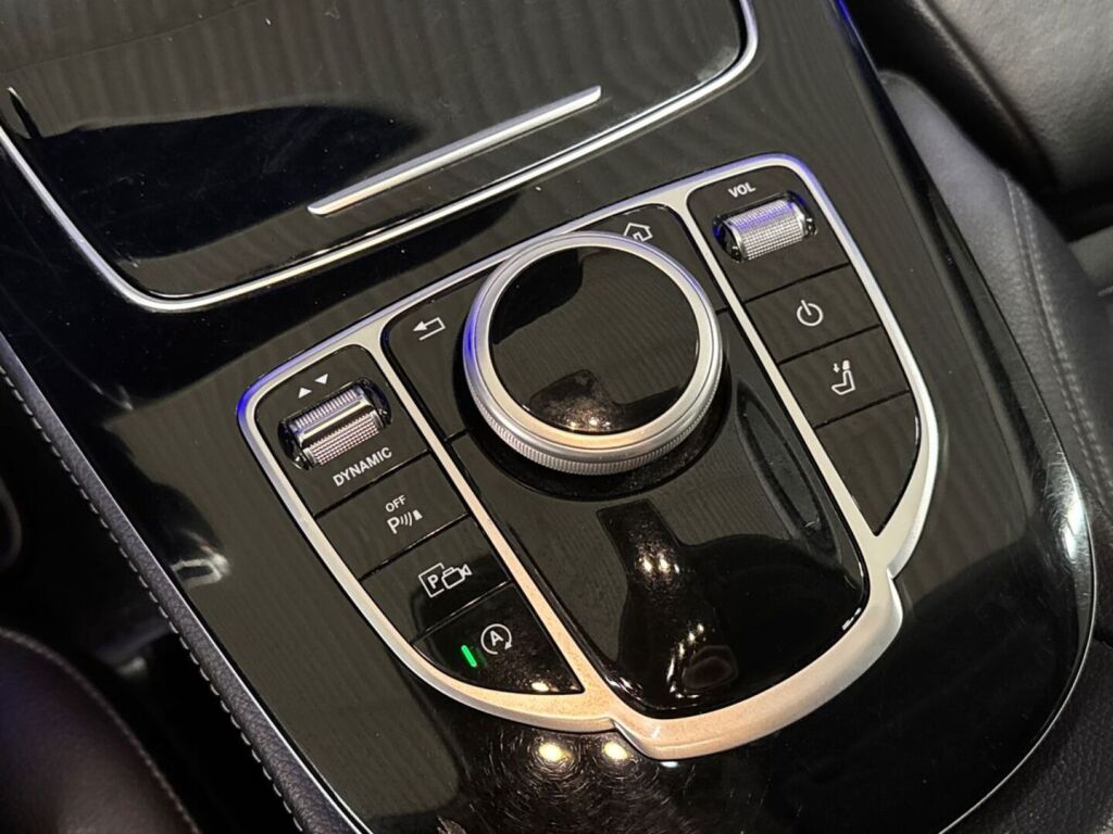 Mercedes-Benz E 2017 Musta