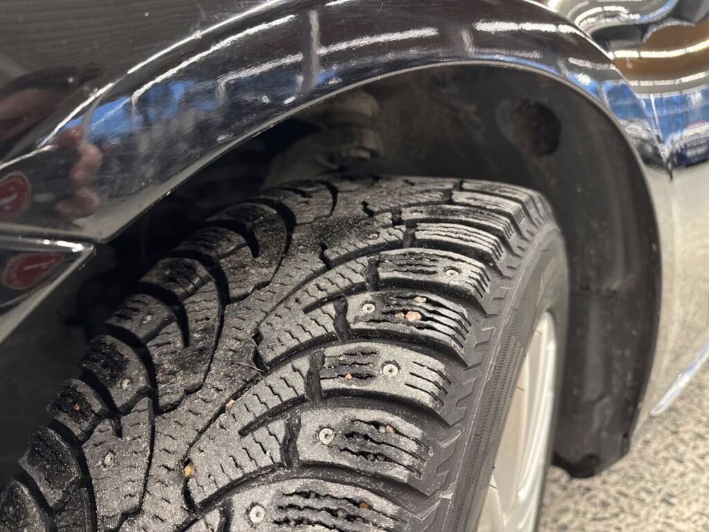 Mercedes-Benz E 2017 Musta