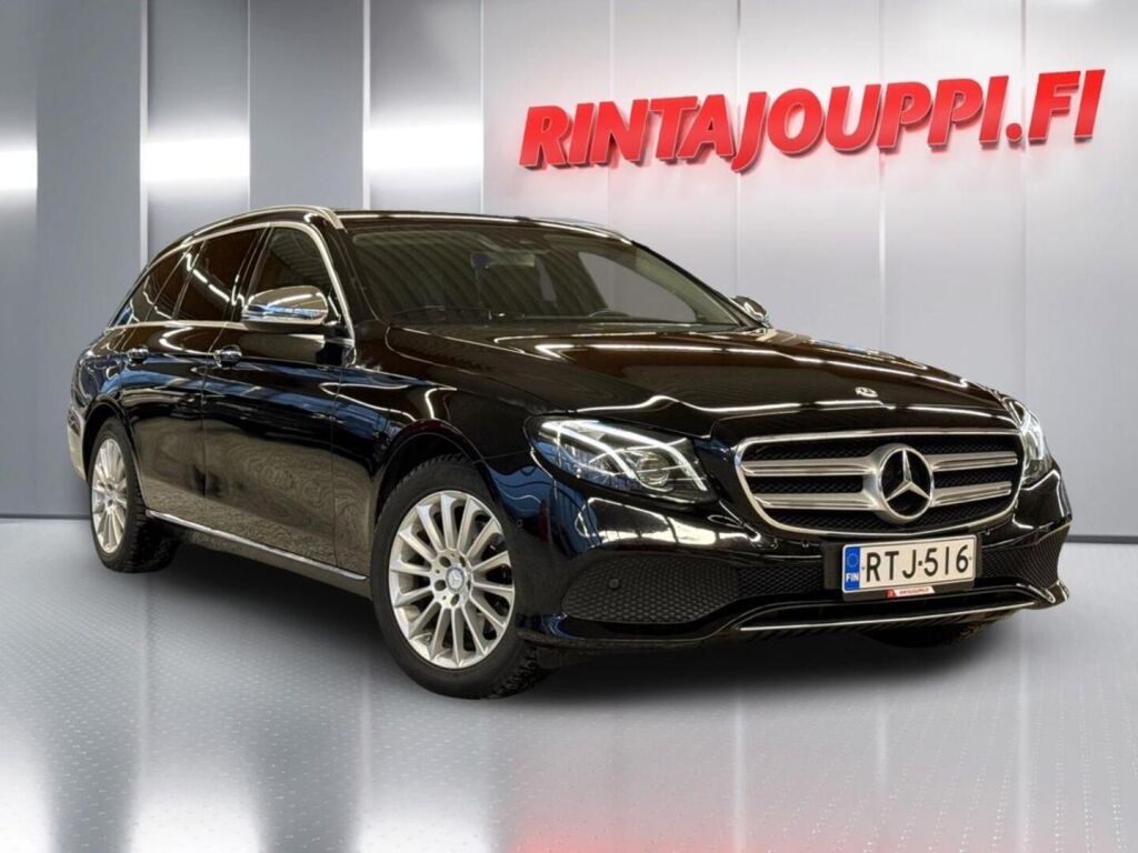 Mercedes-Benz E 2017 Musta