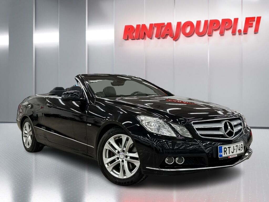 Mercedes-Benz E 2011 Musta
