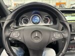 Mercedes-Benz E 2011 Musta