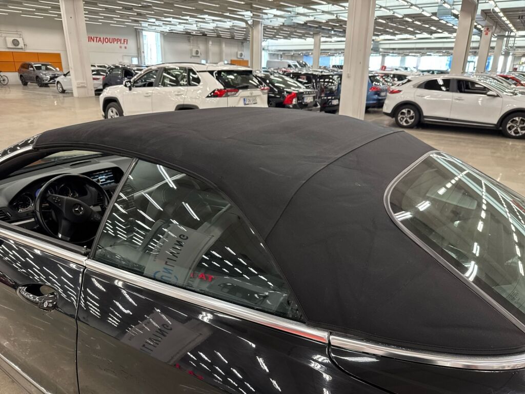 Mercedes-Benz E 2011 Musta