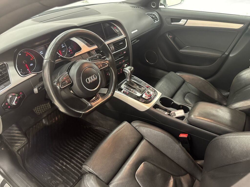 Audi A5 2012 Hopea