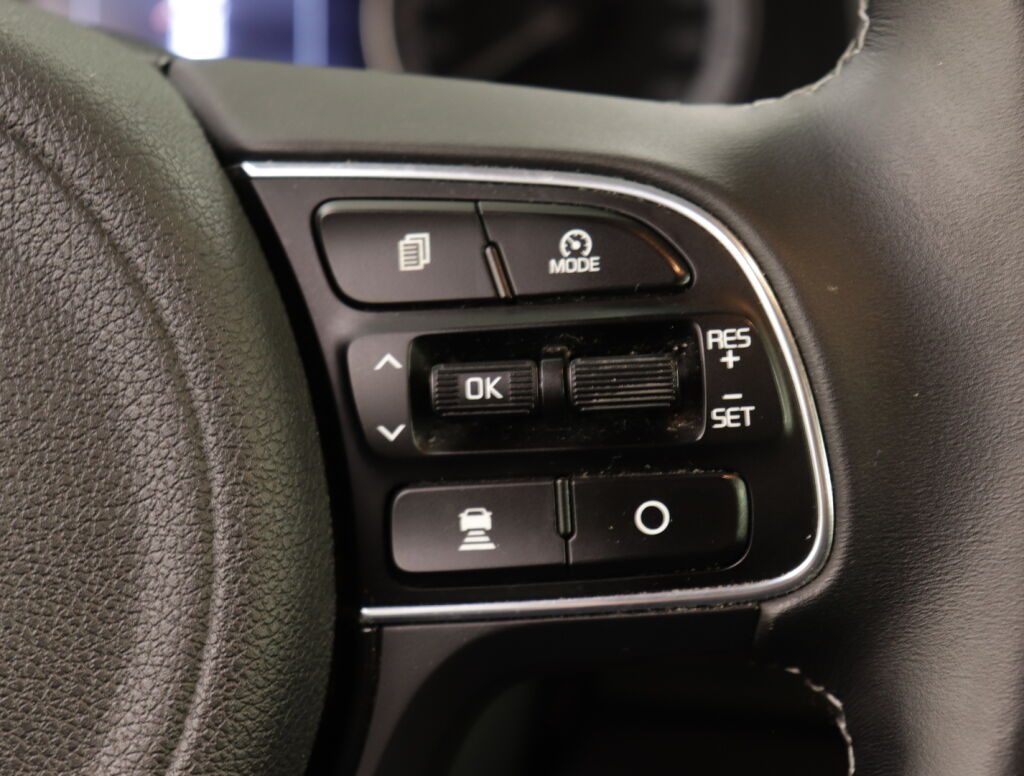 Kia Niro 2017 Musta