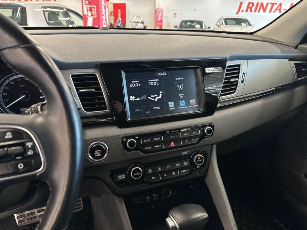 Kia Niro 2017 Musta