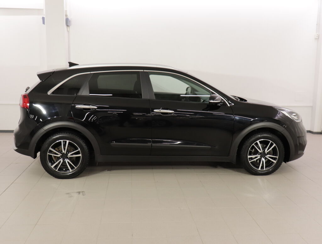 Kia Niro 2017 Musta