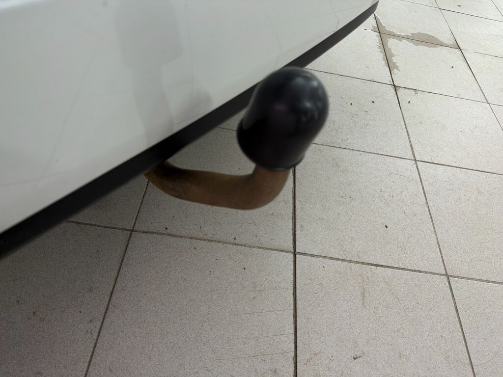 Peugeot 308 2018 Valkoinen