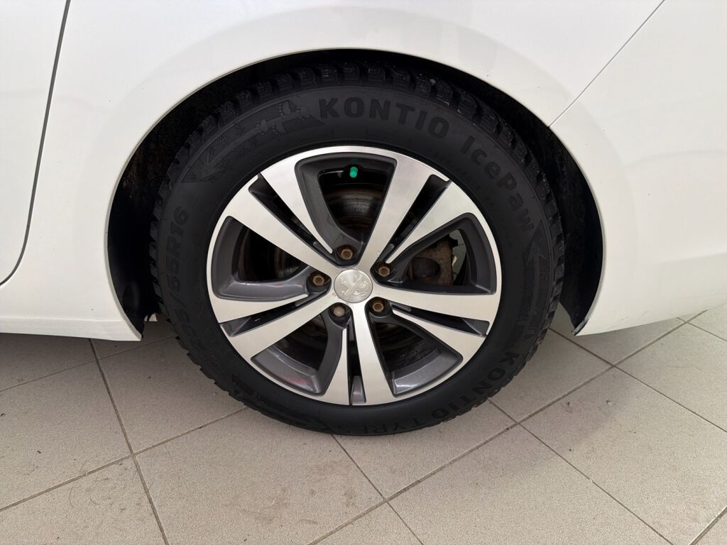 Peugeot 308 2018 Valkoinen
