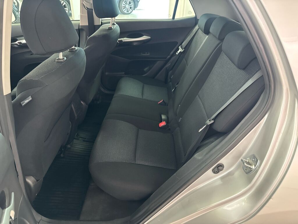 Toyota Auris 2011 Harmaa