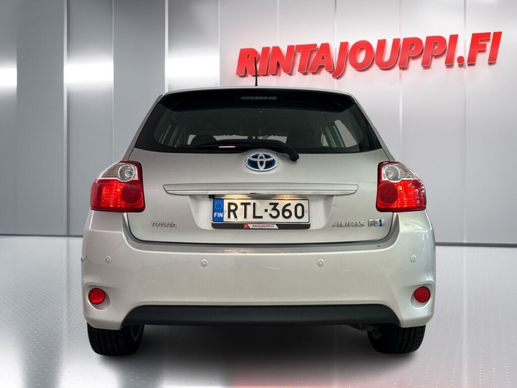 Toyota Auris 2011 Harmaa