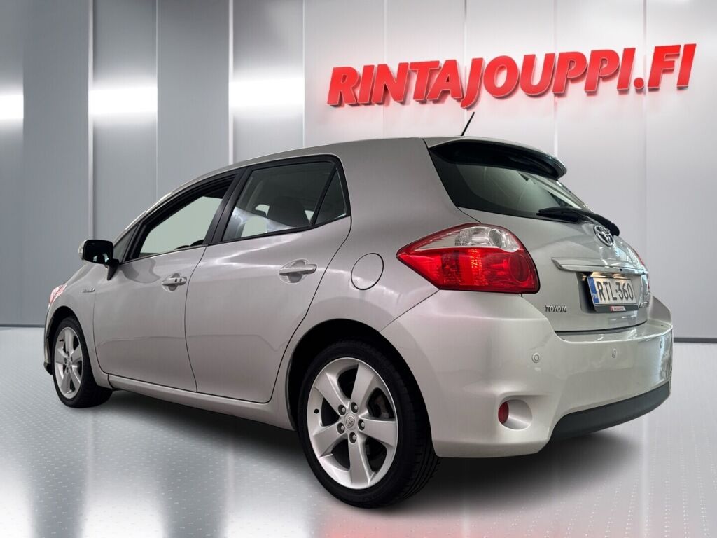 Toyota Auris 2011 Harmaa