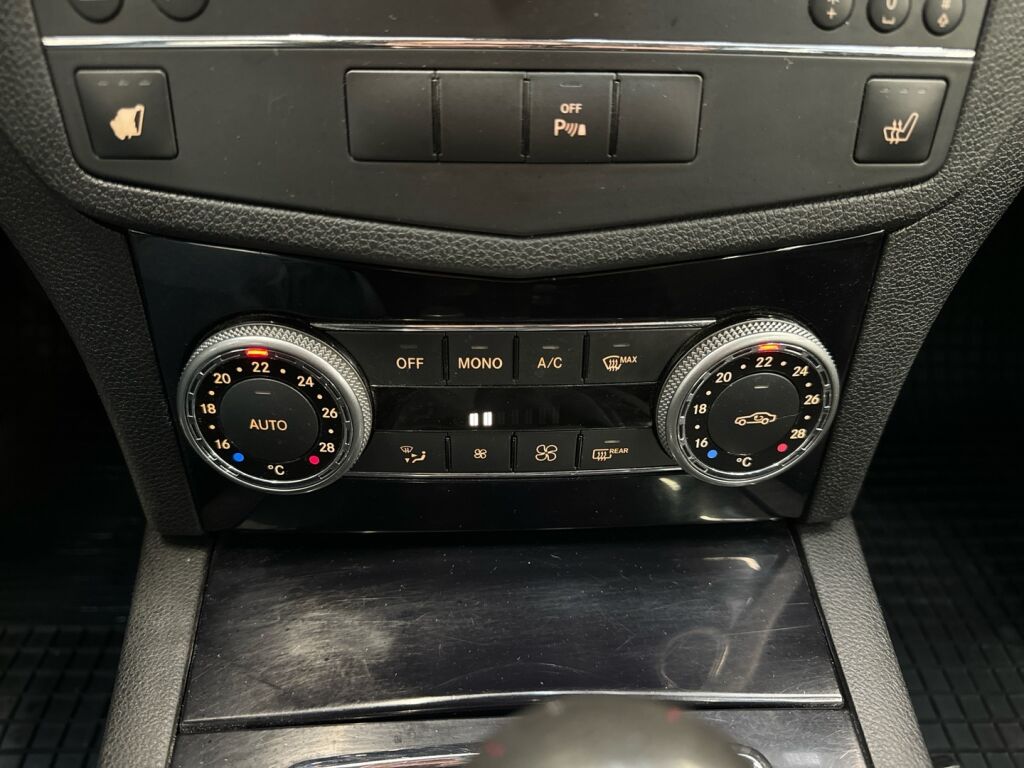 Mercedes-Benz C 2008 Harmaa