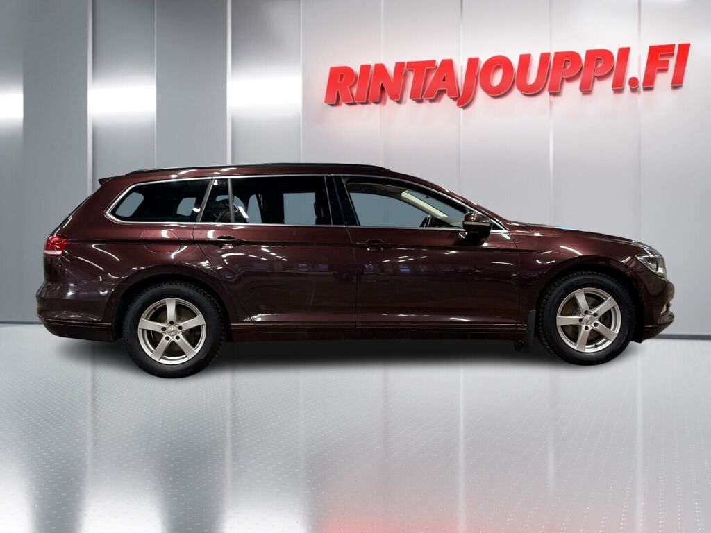 Volkswagen Passat 2018 Punainen
