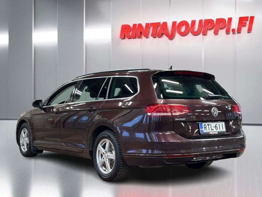 Volkswagen Passat 2018 Punainen
