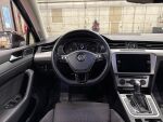 Volkswagen Passat 2018 Punainen