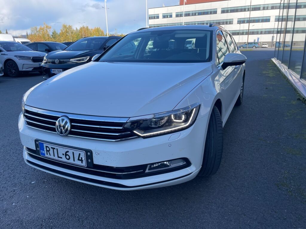 Volkswagen Passat 2017 Valkoinen