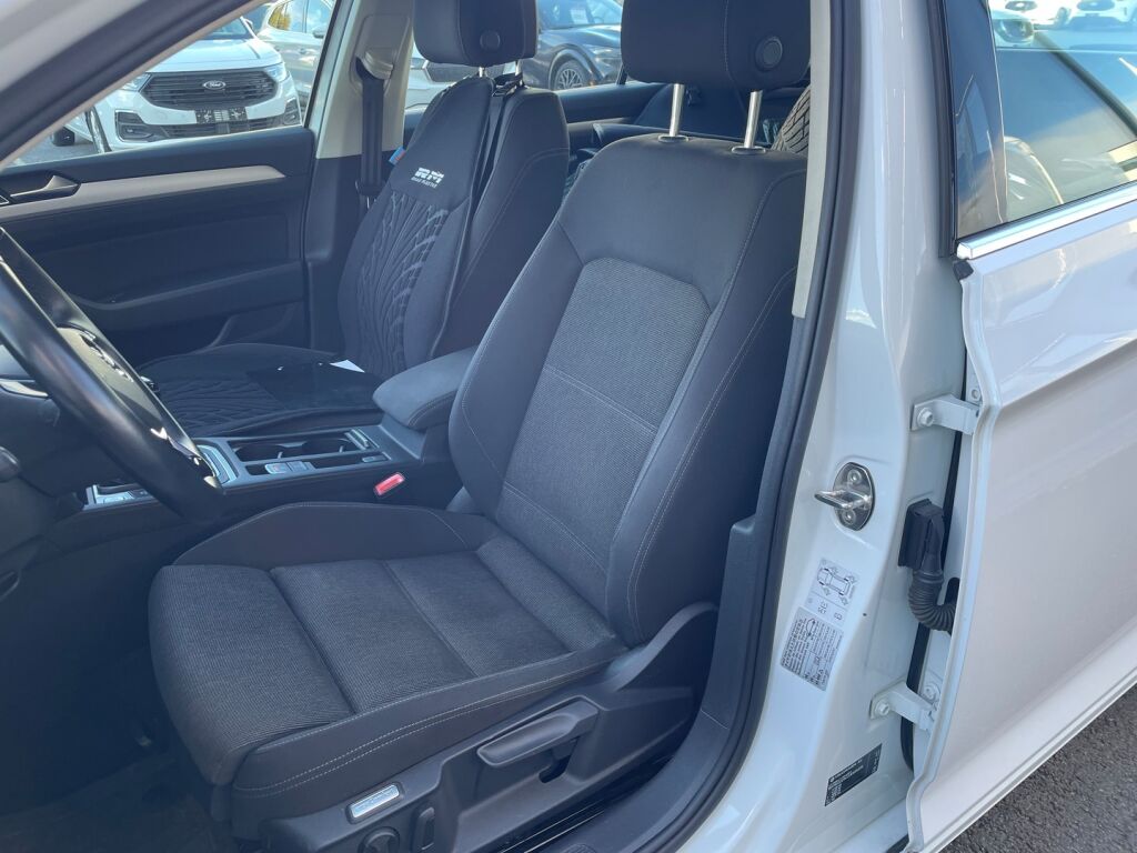 Volkswagen Passat 2017 Valkoinen