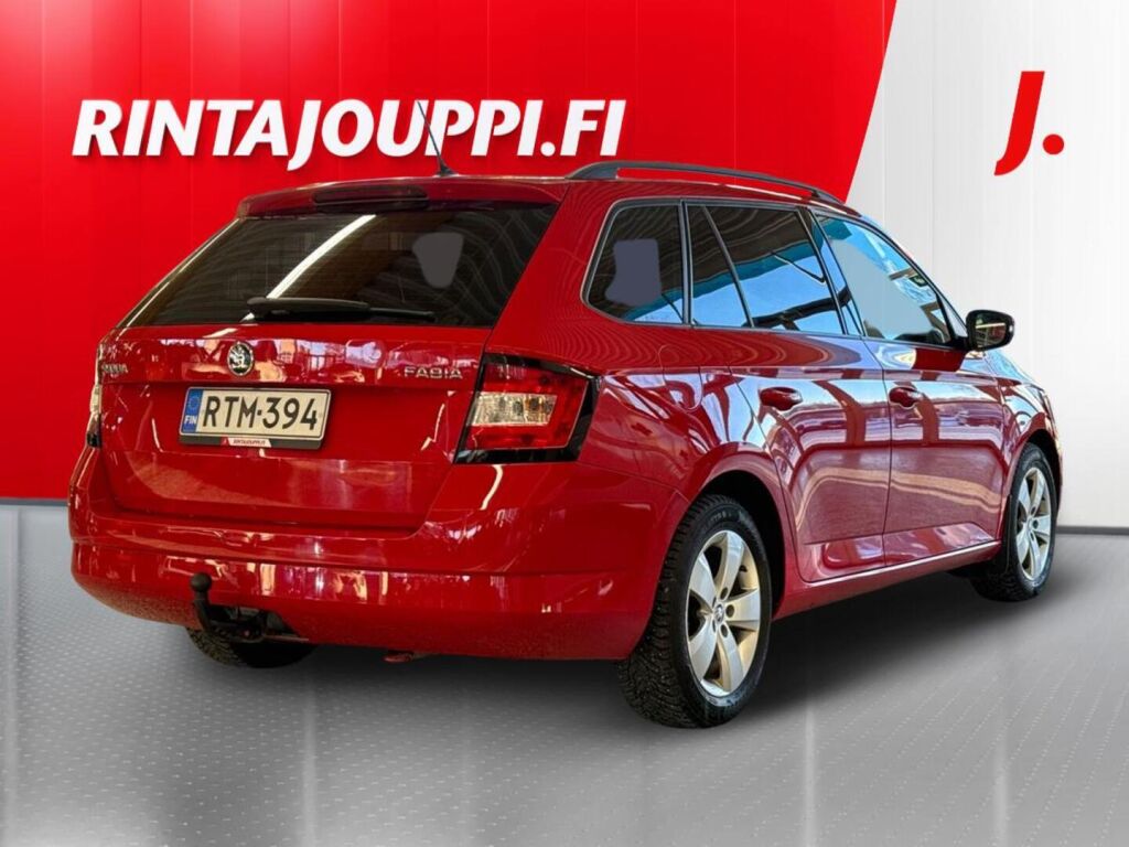 Skoda Fabia 2017 Punainen