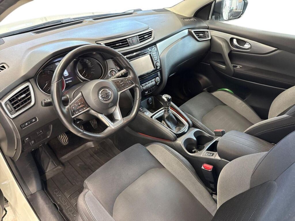 Nissan Qashqai 2018 Valkoinen