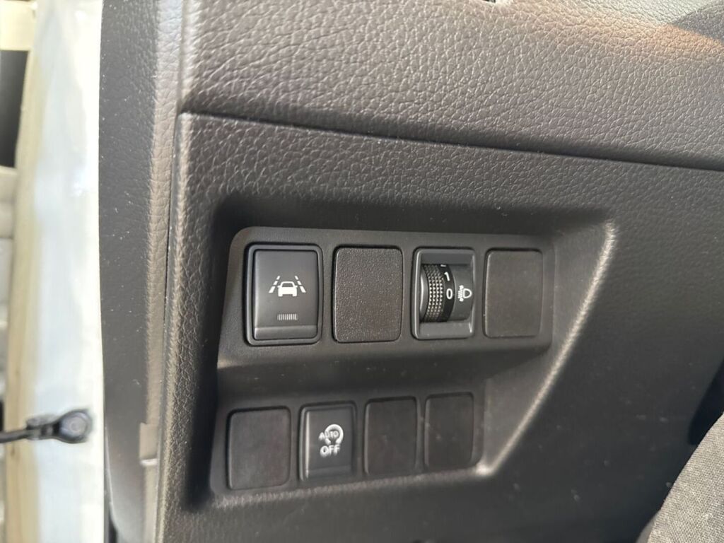 Nissan Qashqai 2018 Valkoinen