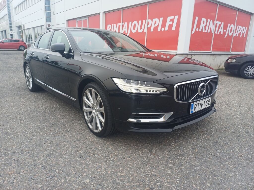 Volvo S90 2018 Musta