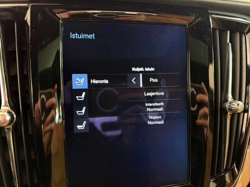 Volvo S90 2018 Musta