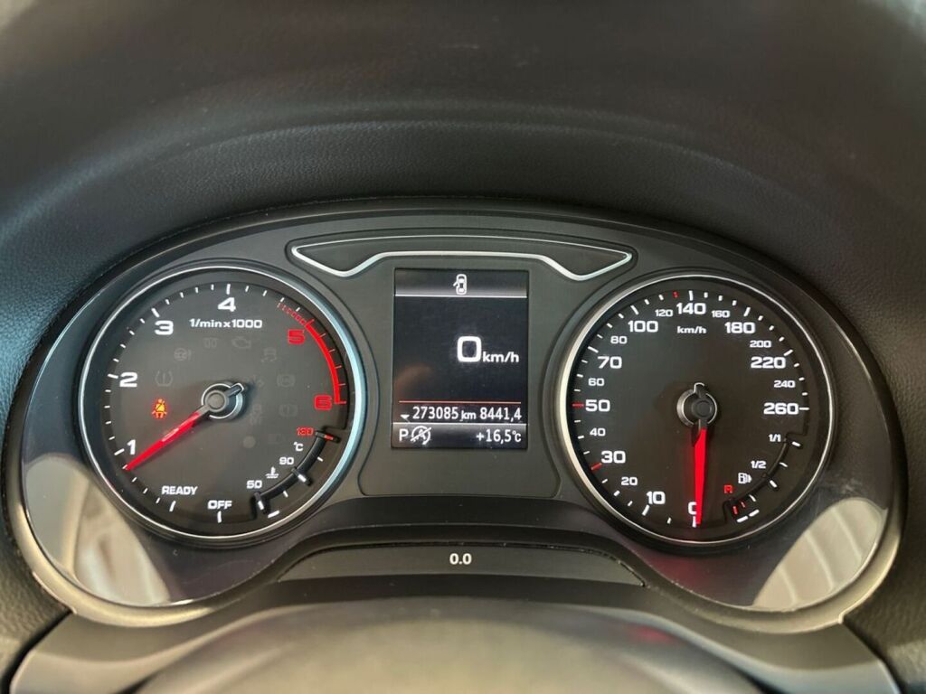 Audi Q2 2018 Valkoinen