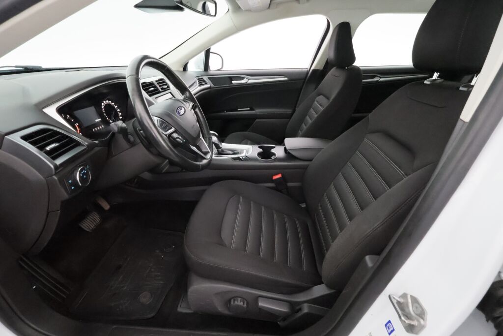 Ford Mondeo 2018 Valkoinen