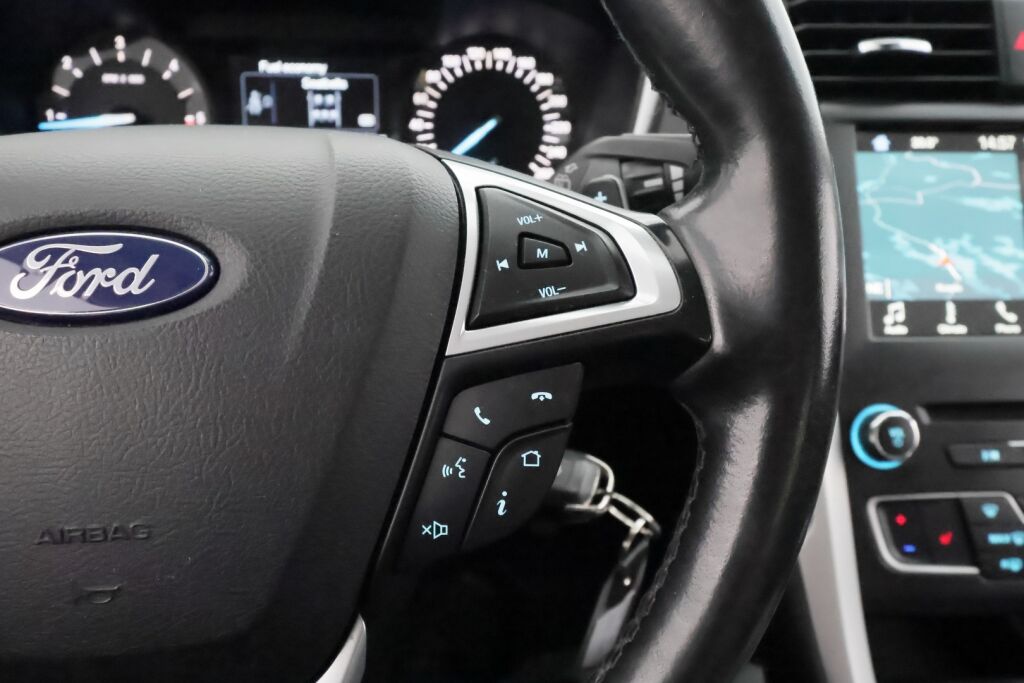 Ford Mondeo 2018 Valkoinen