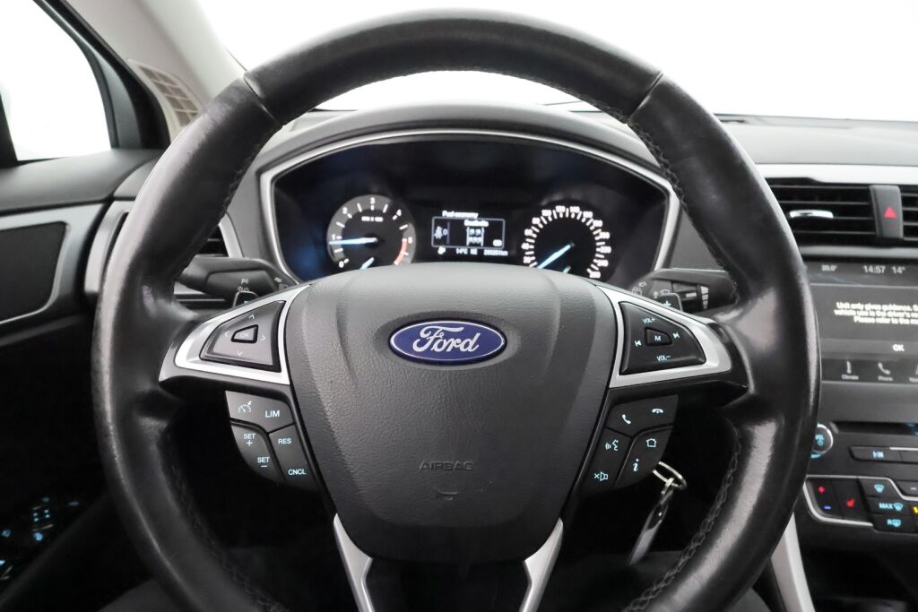 Ford Mondeo 2018 Valkoinen